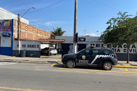 Padrasto é preso em Marataízes após agredir o enteado e resistir à prisão com violência