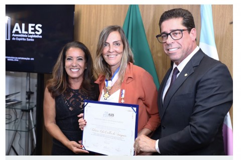 Assembleia presta homenagem à equipe que pesquisa polilaminina