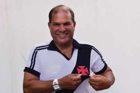 Geovani Silva, ídolo do Vasco e da Desportiva Ferroviária, morre aos 62 anos