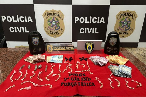 OPERAÇÃO "NO SPACE" – FASE 4: POLÍCIA CIVIL E FORÇA TÁTICA DO 16º BPM PRENDEM TRIO E APREENDE MAIS DE 130 PORÇÕES DE DROGAS EM MARATAÍZES