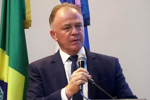 Sindicato dos servidores critica reajuste de 4% anunciado por Casagrande