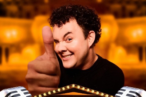 HOJE EM MARATAÍZES: Humorista Gui Santana, faz show exclusivo no Churrasquinho do Mofati