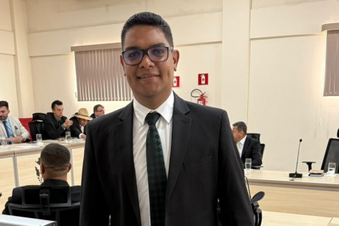 Câmara de Itapemirim ganha cara nova com computadores modernos e mais conforto para o público