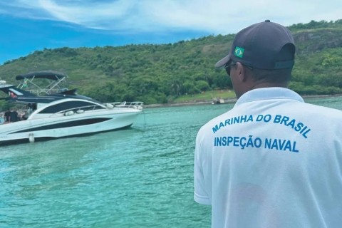 Em três meses, trinta embarcações são apreendidas pela Marinha no ES