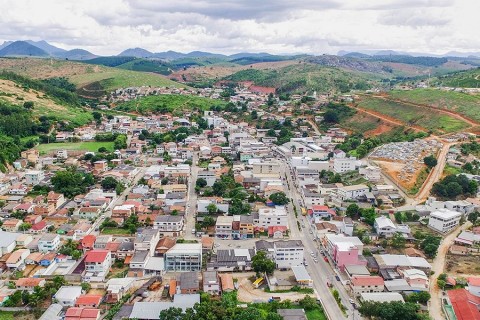 Vereador é afastado após acusação de falas obscenas contra colega